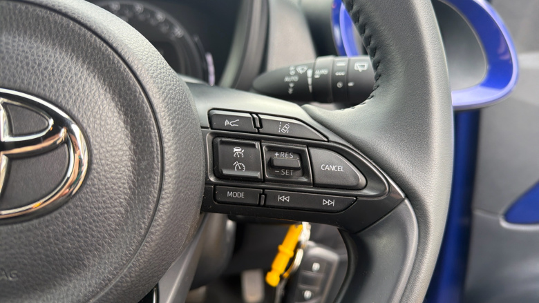 Toyota Aygo X 1.0 VVT-i Edge 5dr Petrol Hatchback